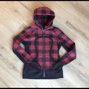 Lululemon Buffalo Plaid Scuba, size 8